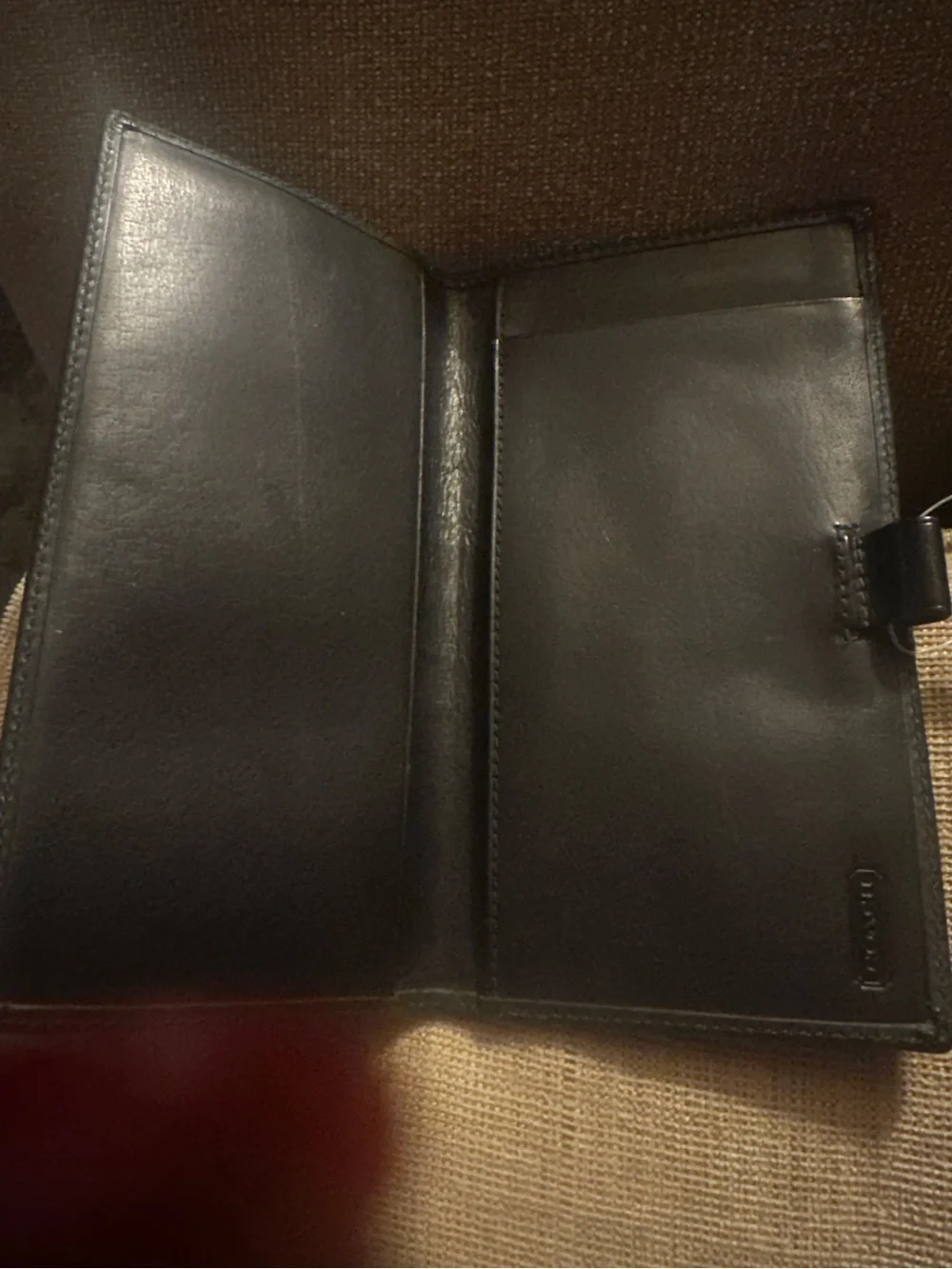 Coach Early 2000’s Y2K Supple Black Leather Wallet & White Stitching